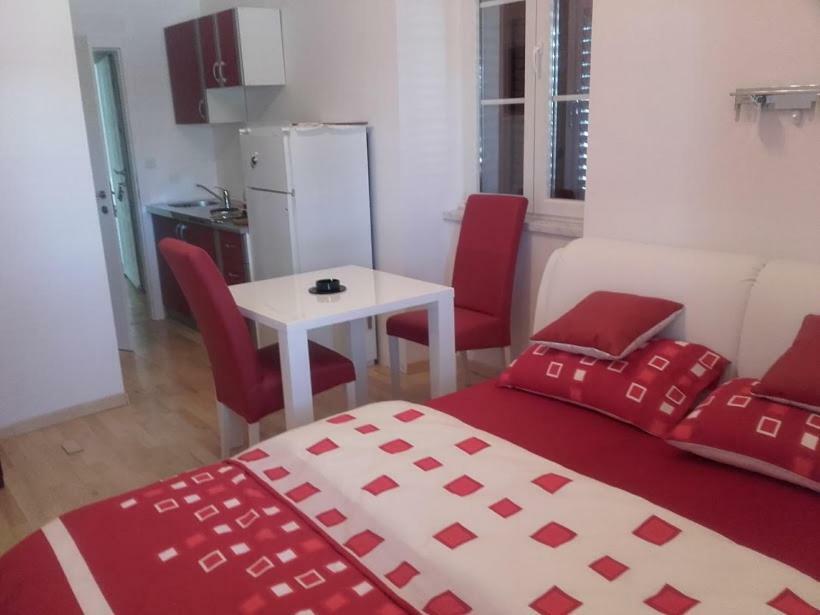 Apartment Riva Biograd Na Moru Bagian luar foto