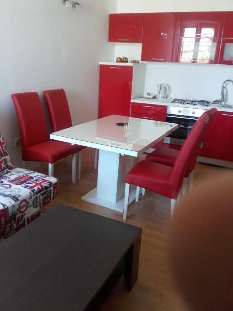 Apartment Riva Biograd Na Moru Bagian luar foto